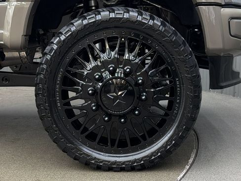 Used 2026 Ford F450 Platinum w/ Platinum Plus Package AWD/4WD image 9