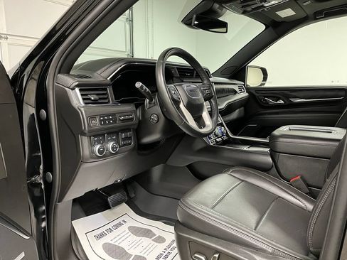 Used 2023 GMC Yukon XL Denali w/ Max Trailering Package AWD/4WD image 22