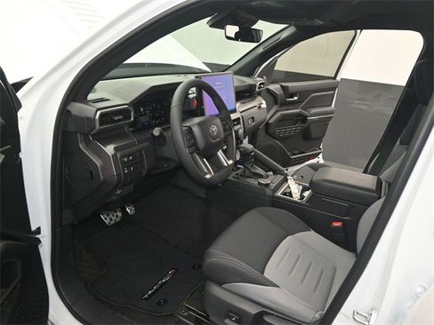 New 2025 Toyota Tacoma TRD Sport image 4