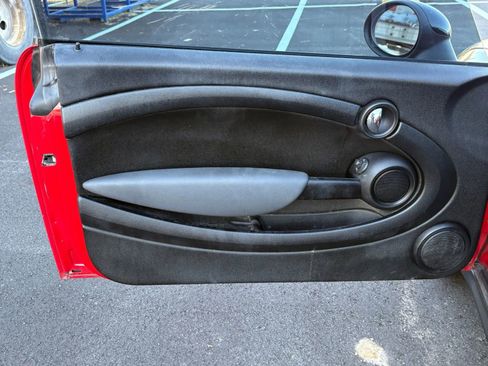 Used 2012 MINI Cooper Hardtop image 8