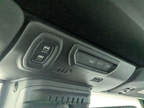 Used 2021 Jeep Wrangler Unlimited Rubicon AWD/4WD image 25