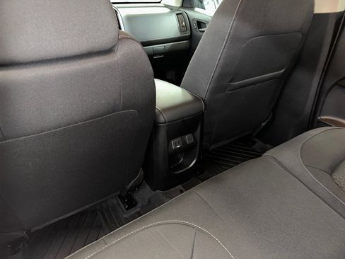 Certified 2022 GMC Canyon Elevation w/ Trailering Package image 18