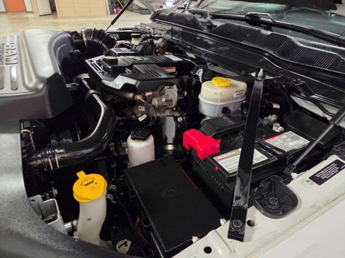 Used 2019 RAM 2500 Limited image 98