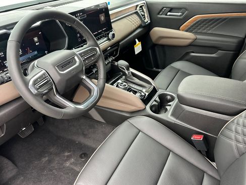 New 2026 GMC Canyon Denali image 11