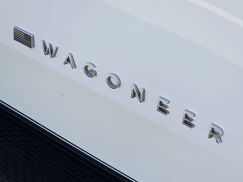 Used 2024 Jeep Wagoneer Series II AWD/4WD image 13