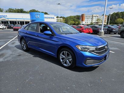 Used 2024 Volkswagen Jetta SE