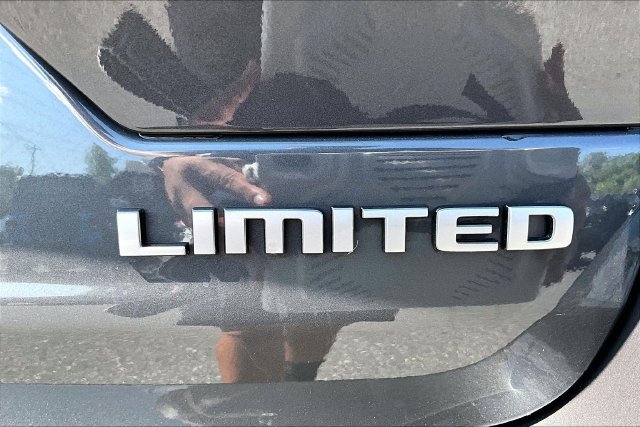 New 2026 Jeep Grand Cherokee Limited AWD/4WD image 9