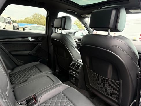 Used 2018 Audi SQ5 Premium Plus w/ Navigation Package AWD/4WD image 33