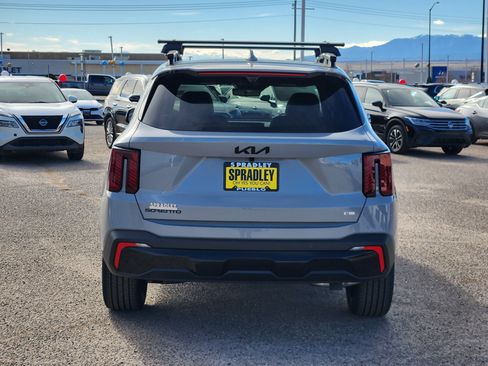 New 2026 Kia Sorento SX Prestige AWD/4WD image 4
