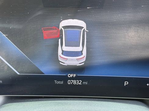 Used 2025 BMW iX xDrive50 w/ Sport Package image 23