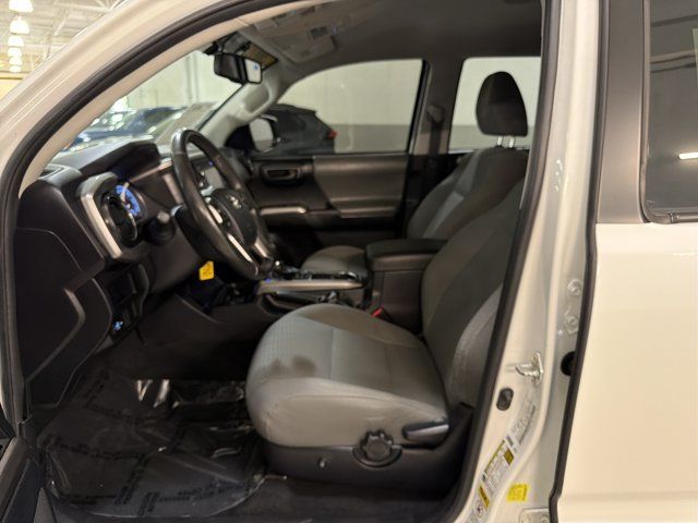 Used 2017 Toyota Tacoma SR5 w/ Tow Package AWD/4WD image 15