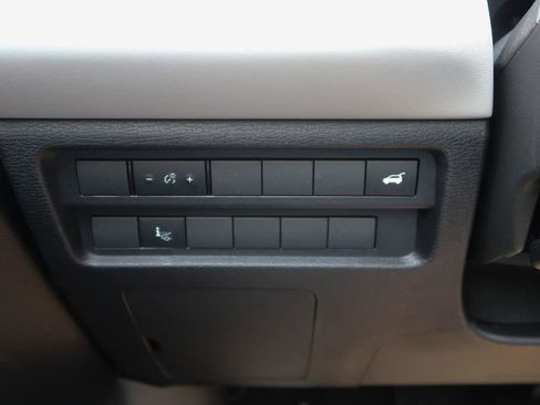 New 2025 Mitsubishi Outlander AWD image 35