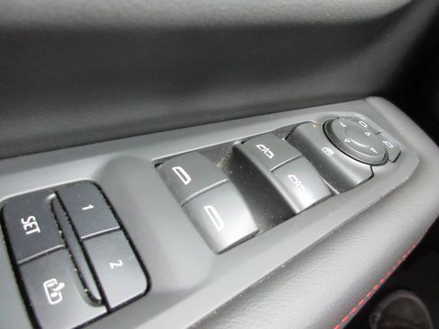 Used 2023 Chevrolet Suburban RST AWD/4WD image 29