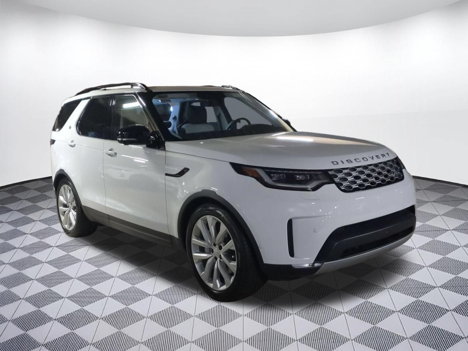 New 2026 Land Rover Discovery S AWD/4WD image 7