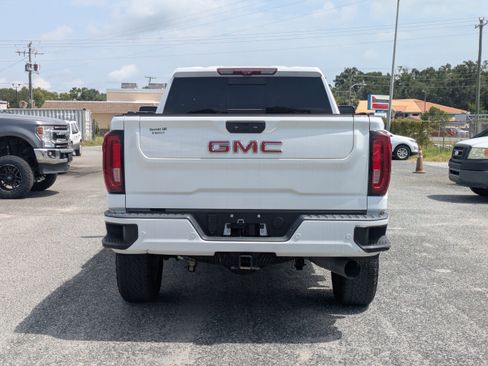 Used 2022 GMC Sierra 2500 Denali w/ Denali Ultimate Package AWD/4WD image 5