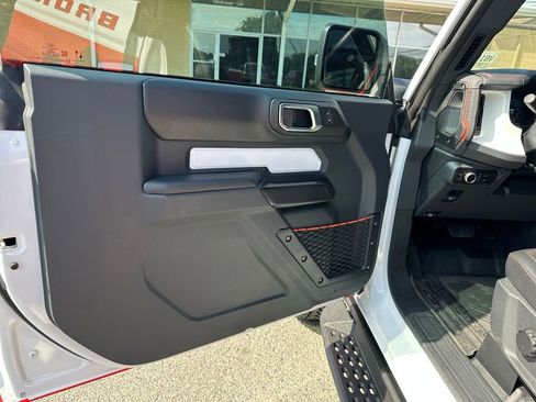 Used 2025 Ford Bronco Stroppe Edition AWD/4WD image 14