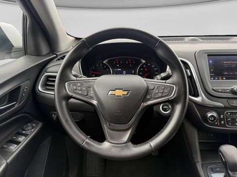 Used 2024 Chevrolet Equinox LT AWD/4WD image 15