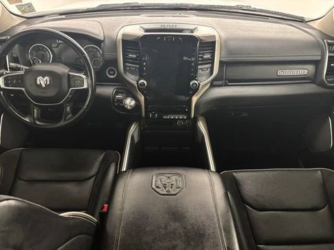 Used 2022 RAM 1500 Laramie AWD/4WD image 19