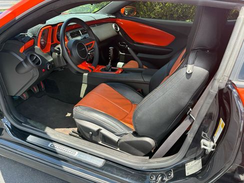 Used 2011 Chevrolet Camaro LS RWD image 10