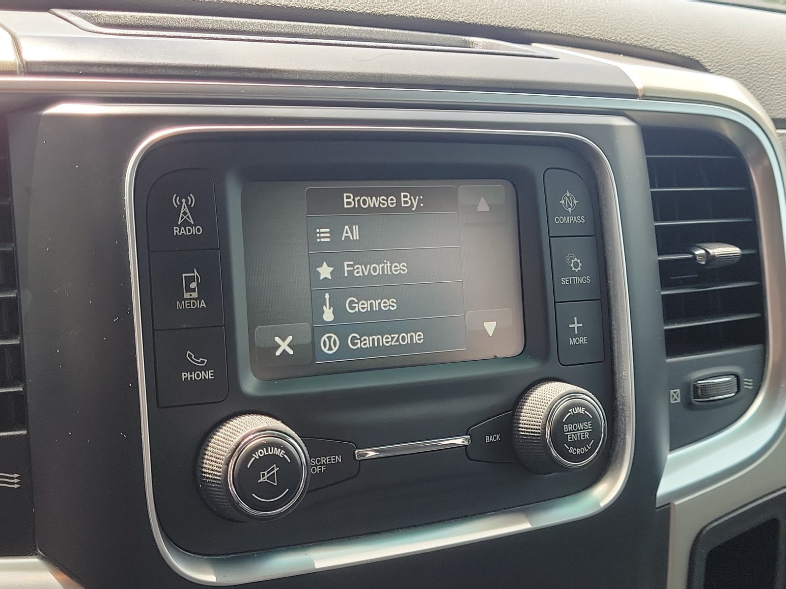 Used 2015 RAM 1500 Big Horn RWD image 23