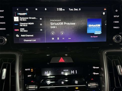 Used 2023 Kia Sorento S w/ Panoramic Sunroof Package image 27