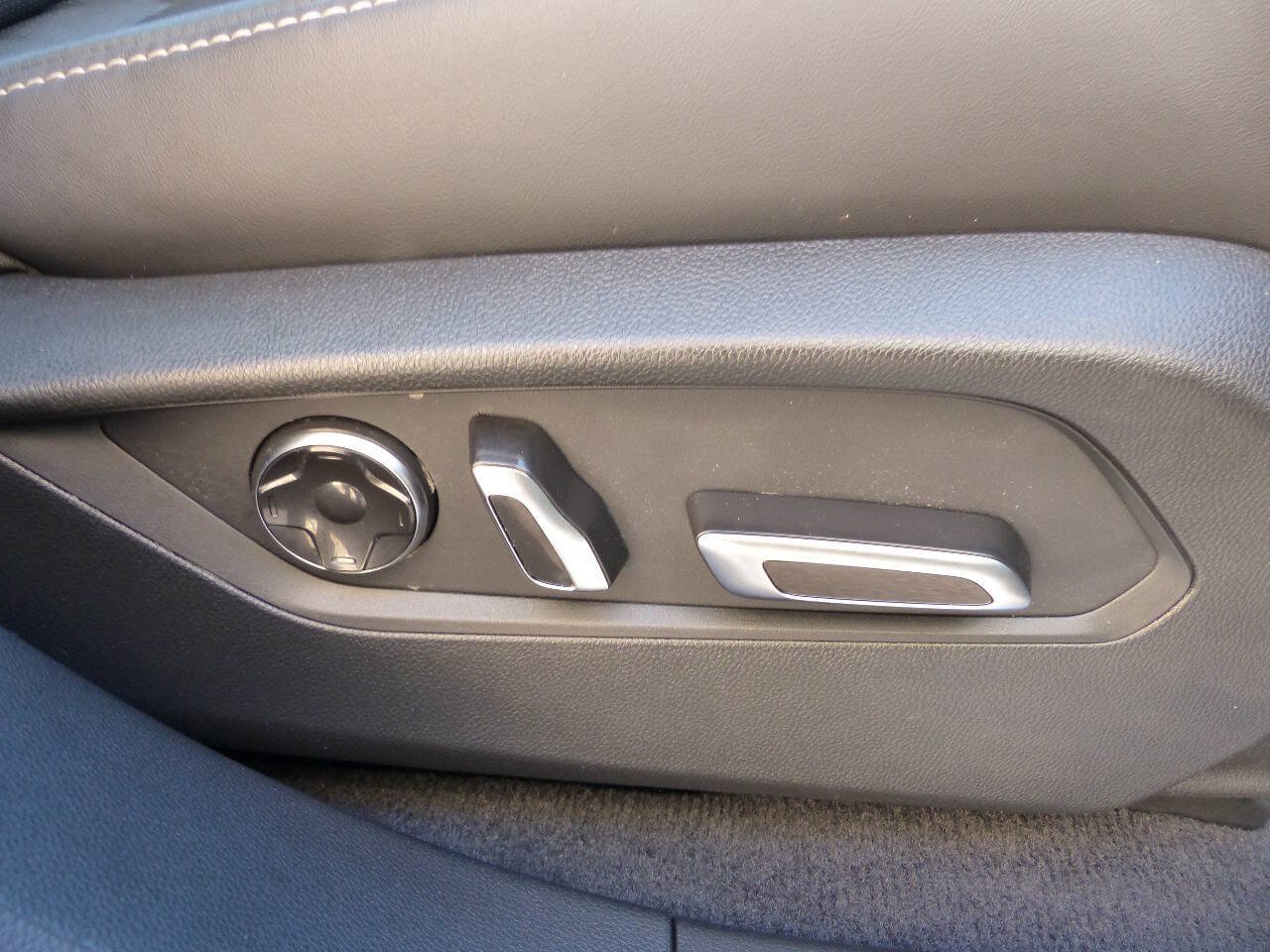 Used 2024 Acura RDX w/ Technology Package AWD/4WD image 56