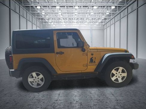 Used 2014 Jeep Wrangler Sport w/ Quick Order Package 23S AWD/4WD image 7