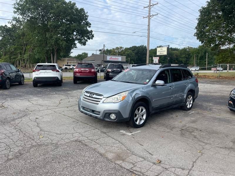 Used 2013 Subaru Outback 2.5i Premium w/ Popular Pkg 1A AWD/4WD image 1