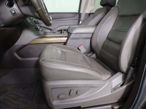 Used 2019 GMC Yukon Denali w/ Denali Ultimate Package image 14