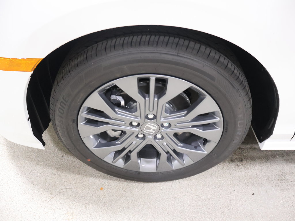 New 2027 Honda Odyssey Touring image 6