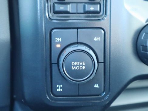 New 2026 Ford F250 XLT w/ FX4 Off-Road Package image 7