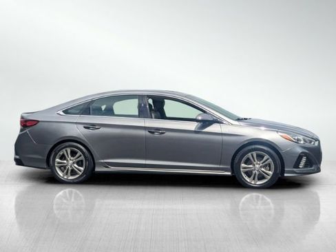 Used 2018 Hyundai Sonata Sport FWD image 3