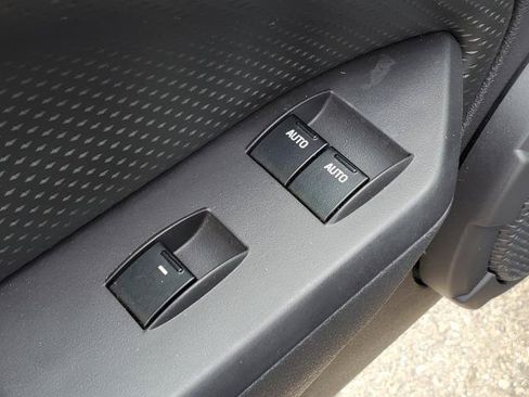 Used 2007 Ford Mustang Convertible RWD image 17