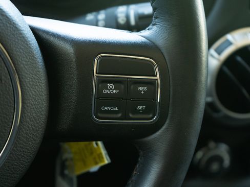 Used 2017 Jeep Wrangler Unlimited Sahara w/ Max Tow Package image 25