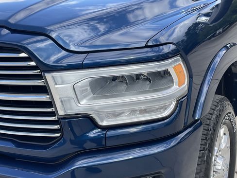 Used 2022 RAM 3500 Laramie AWD/4WD image 5