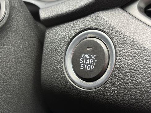 Used 2020 Hyundai Elantra GT w/ Style Package 02 FWD image 25
