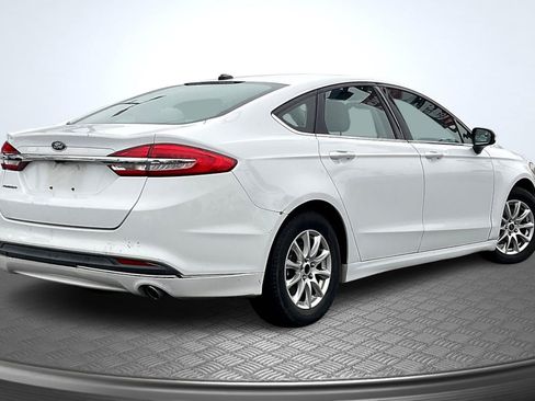 Used 2017 Ford Fusion S FWD image 13