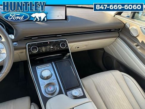 Used 2023 Genesis GV80 2.5T w/ Prestige 20" Package AWD/4WD image 17