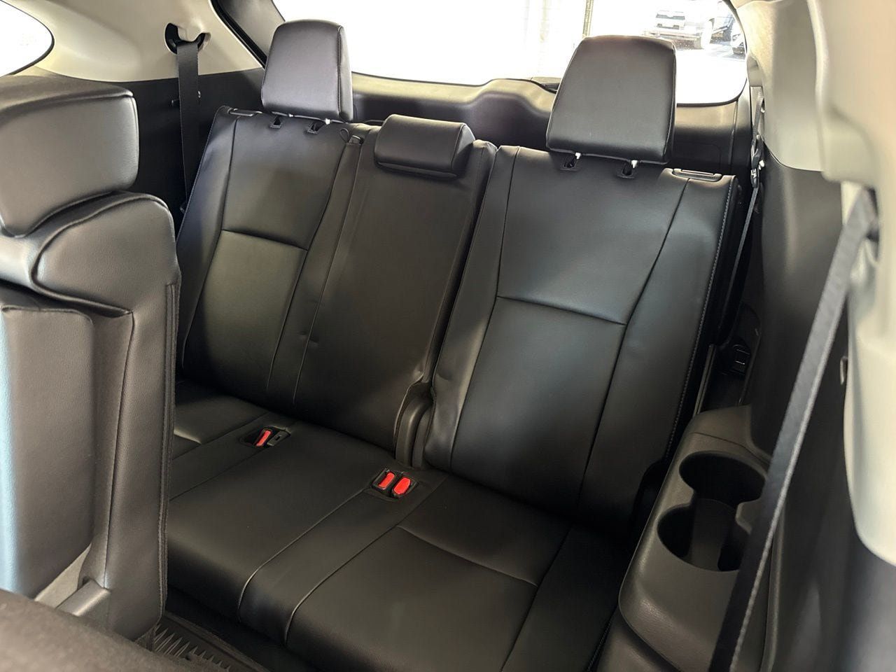 Used 2026 Toyota Highlander Limited AWD/4WD image 41
