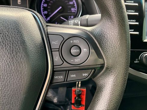 Used 2019 Toyota Camry LE image 22