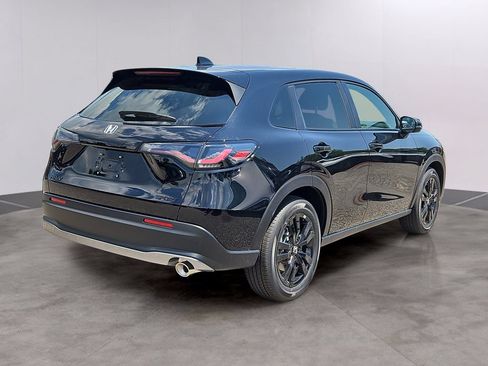 New 2027 Honda HR-V Sport image 3