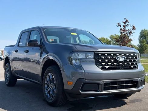 Used 2026 Ford Maverick XLT w/ XLT Luxury Package FWD image 1