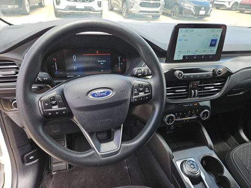 Used 2025 Ford Escape Active FWD image 16