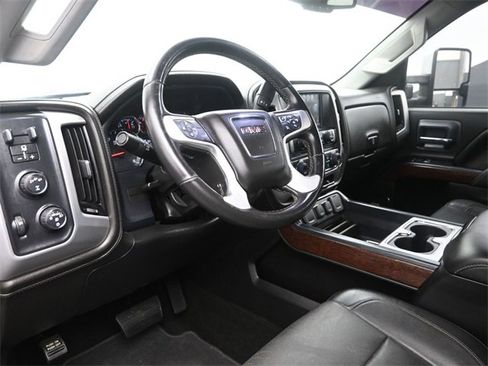 Used 2018 GMC Sierra 3500 SLT w/ Duramax Plus Package image 12