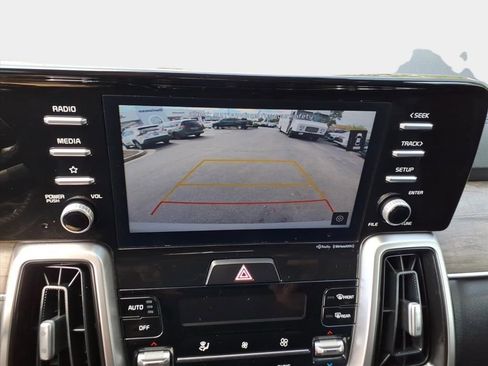 Used 2021 Kia Sorento EX w/ Panoramic Sunroof Package image 23