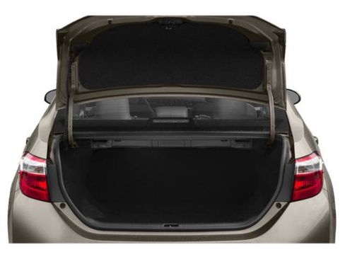 Used 2015 Toyota Corolla LE FWD image 16