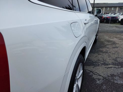 Used 2016 Volvo XC90 T5 Momentum image 35