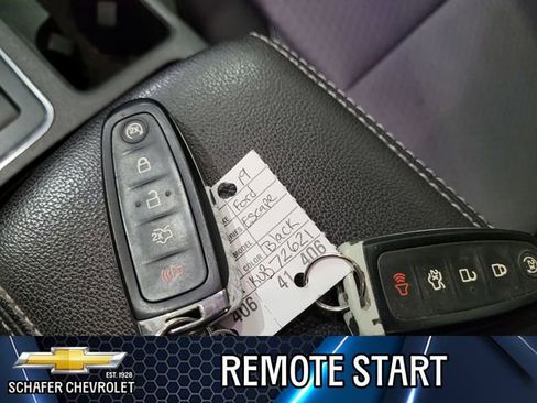 Used 2019 Ford Escape SE image 11