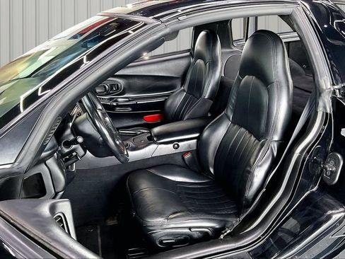 Used 1999 Chevrolet Corvette Coupe RWD image 18