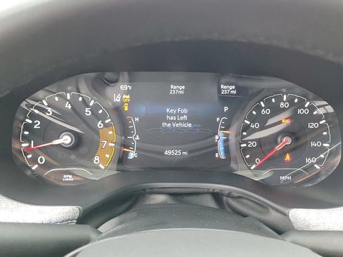 Used 2024 Jeep Compass Latitude AWD/4WD image 27